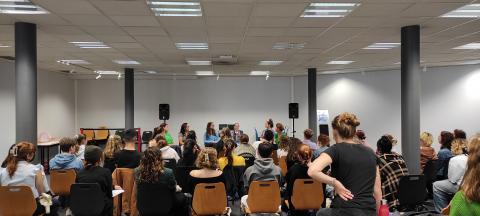 Une cinquantaine de personnes au European Café d'Octobre 2023